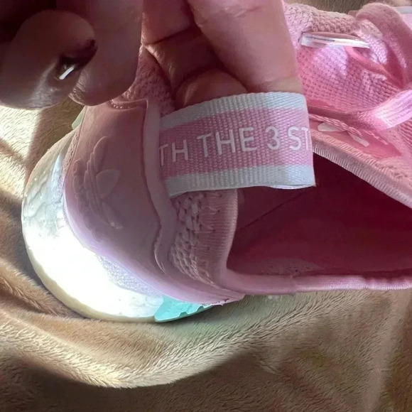 ADIDAS NMD in Pink - Picture 6 of 7